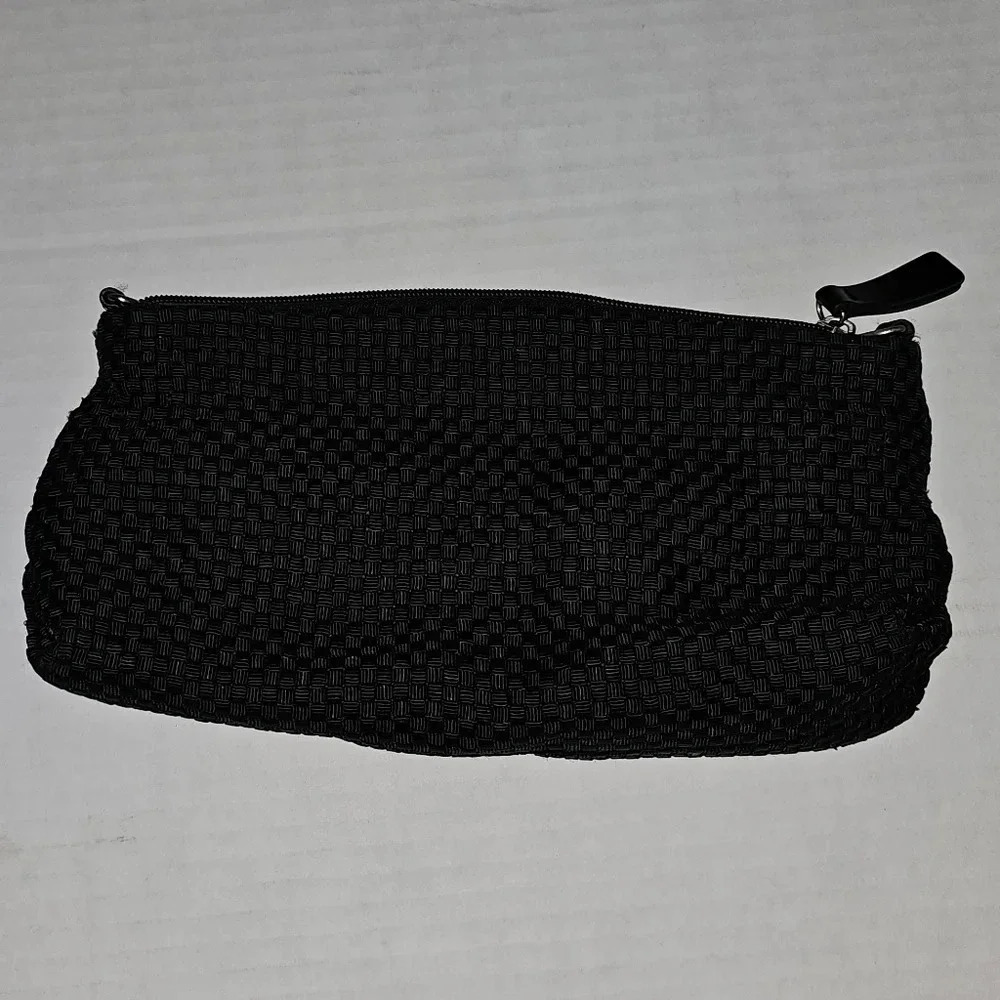 The Sak Crochet Pouch - Picture 6 of 6
